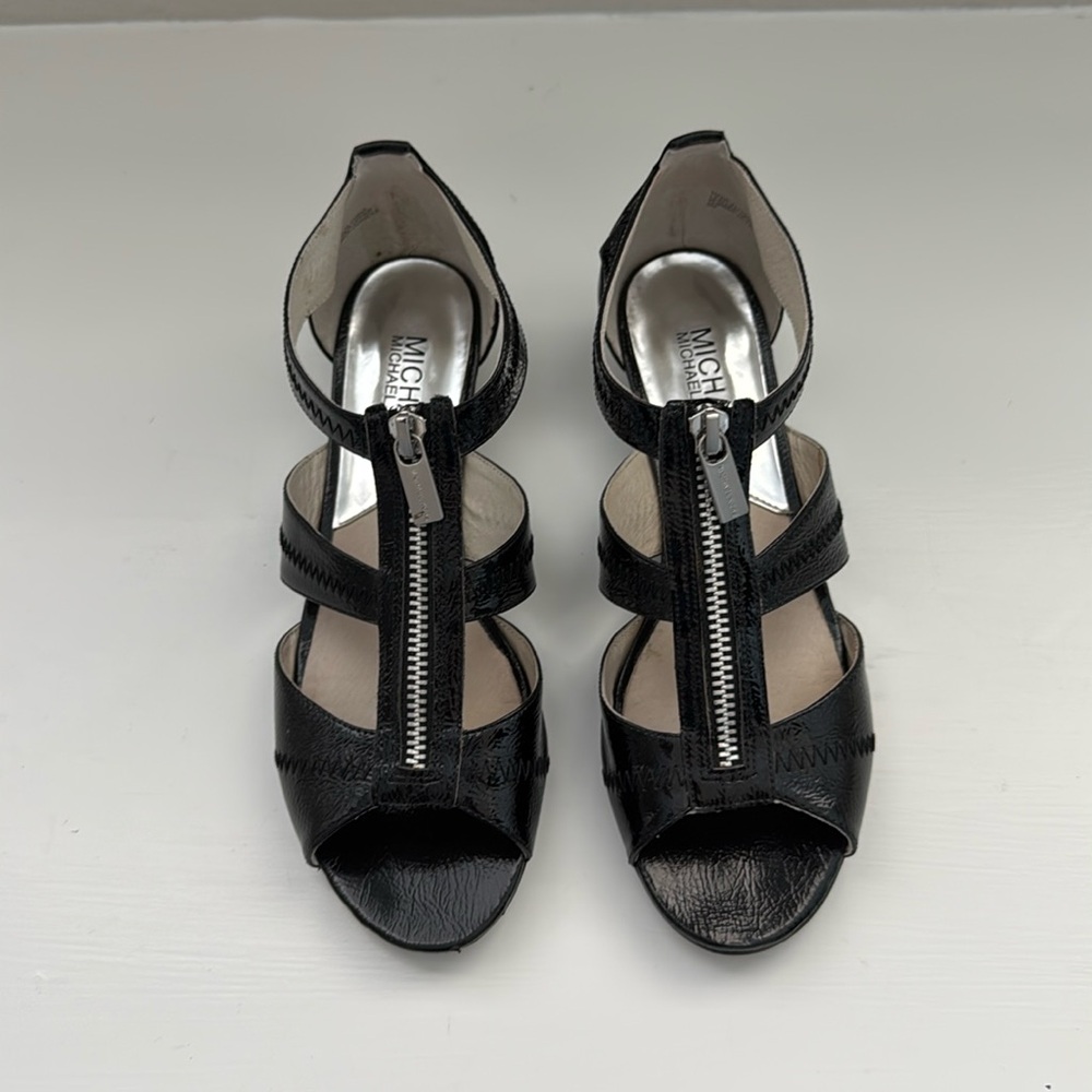MICHAEL Michael Kors Black Patent Sandals - Size 6